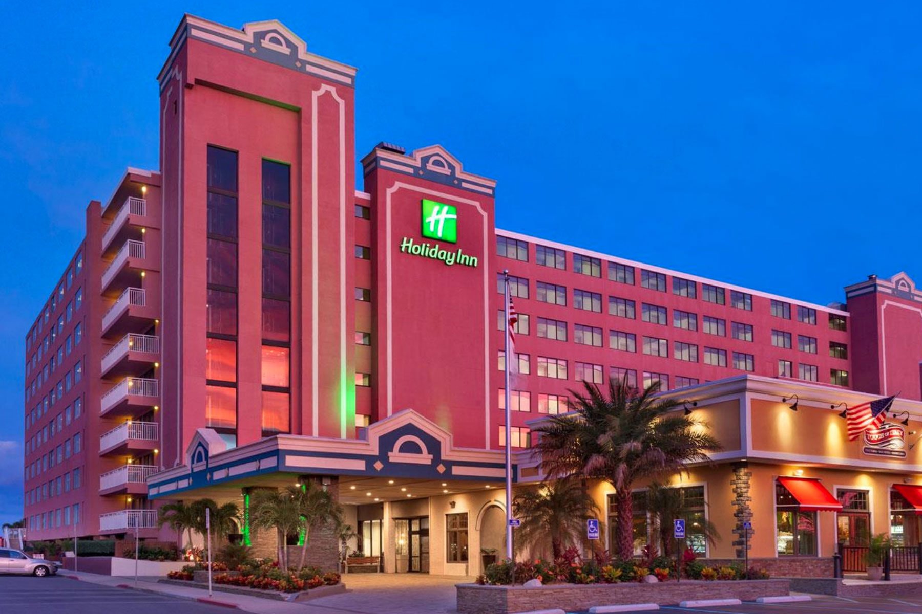 Holiday Inn Oceanfront
